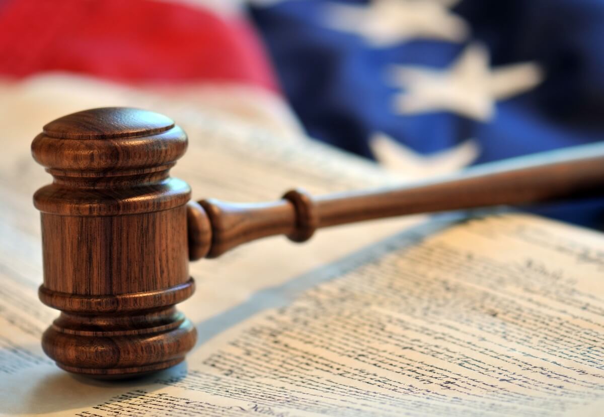 Por que a tradução jurídica é tão difícil?